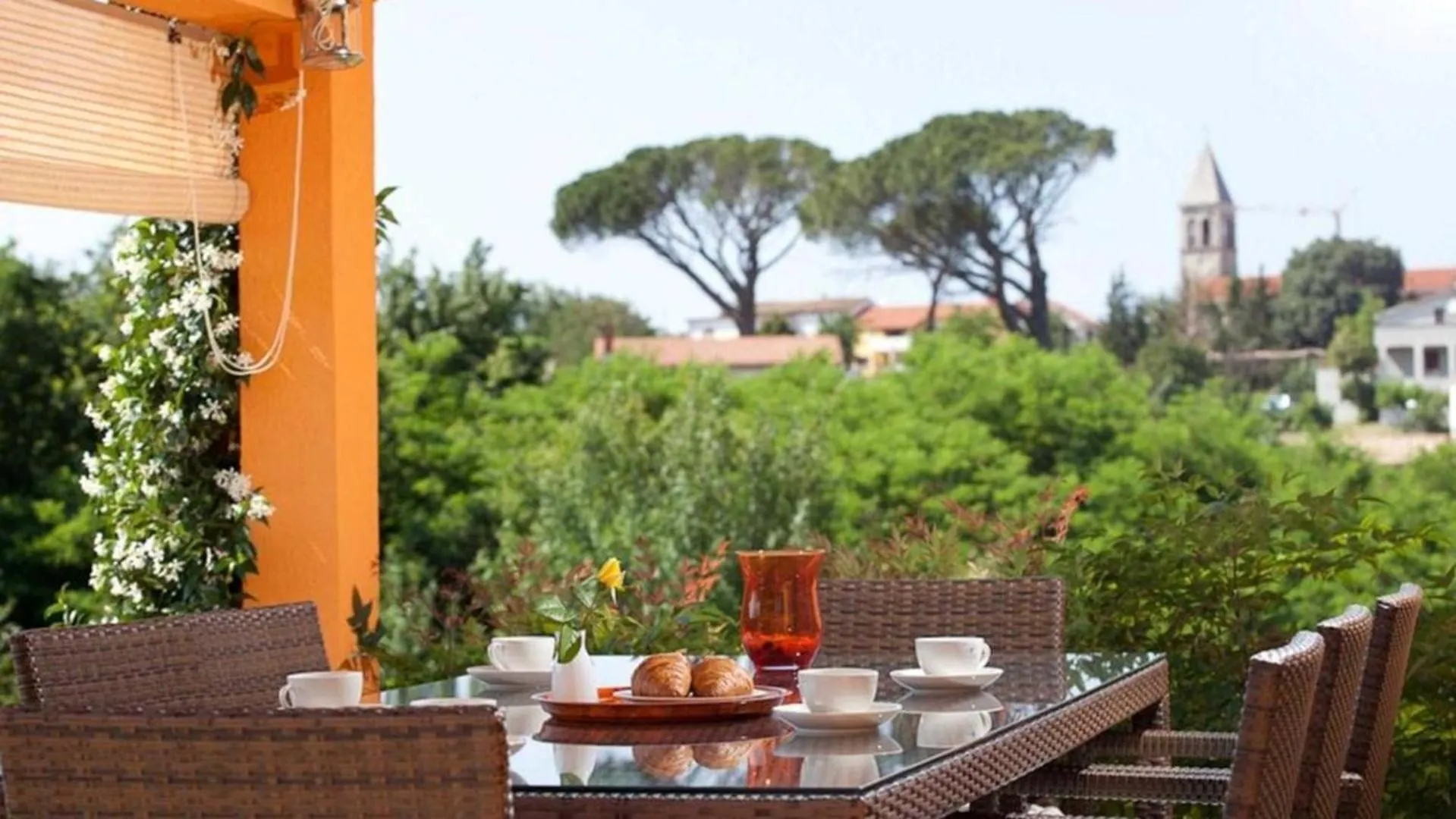 Villa Diora Karojba